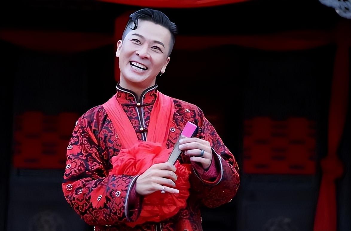 “摆渡人”赵吏的消失,是娱乐圈的损失和悲哀!