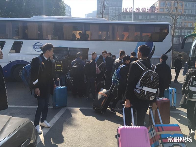学生找寒假工要怎么避坑，学会这五条就行了，特别最后一条要记住