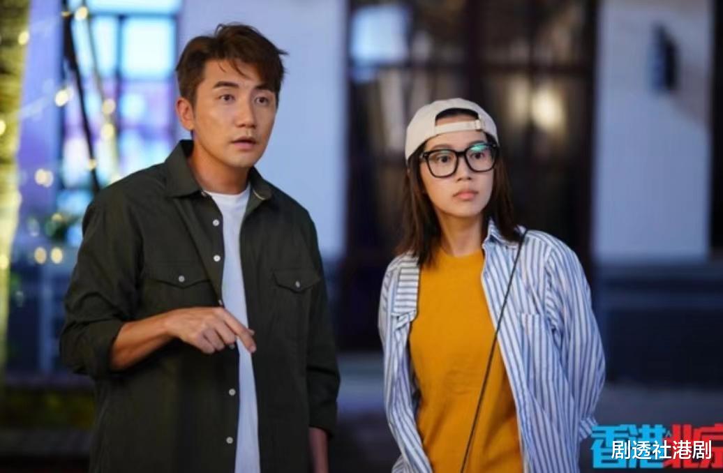 好拼!TVB小花新剧神还原火鸡姐龅牙造型,过往常被指长得像莫文蔚