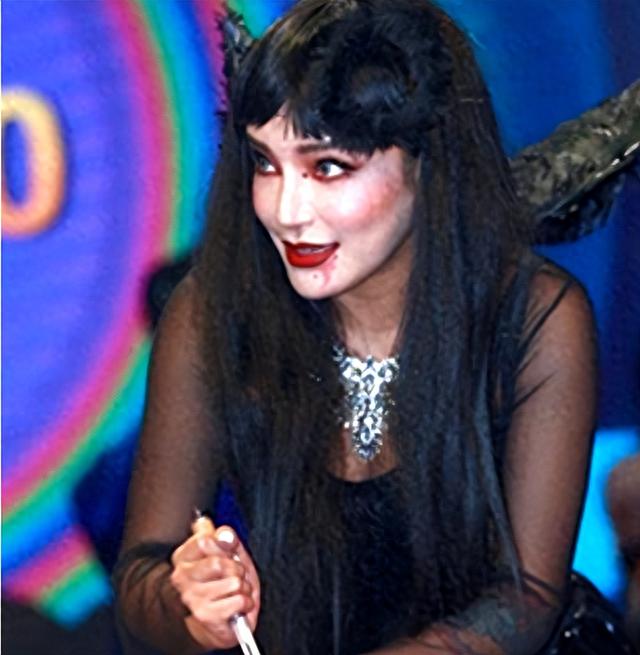 超女冠军江映蓉：整容失败弄得面目全非，被吐槽只剩眼珠是自己的