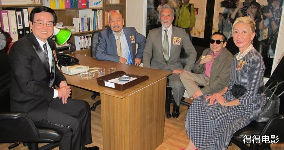 《最佳拍档》当年有多狂？200万片酬的许冠杰，打赢了480万的成龙