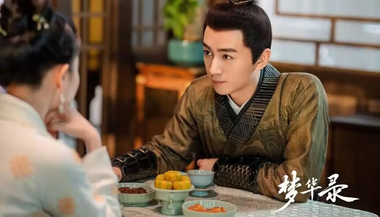 陈晓、杨幂首搭古装，陈乔恩、徐正溪惊喜加盟，《隐凤朝阳》启动