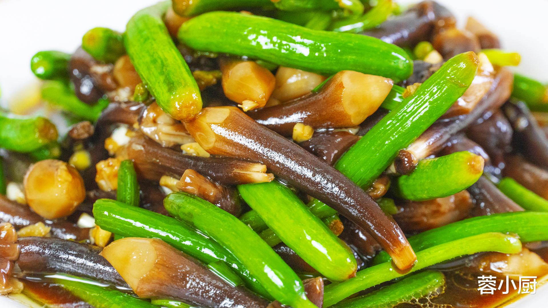 小龙虾|一吃补钙，二吃强免疫，三吃养血，7月使劲吃，简单一拌就上桌