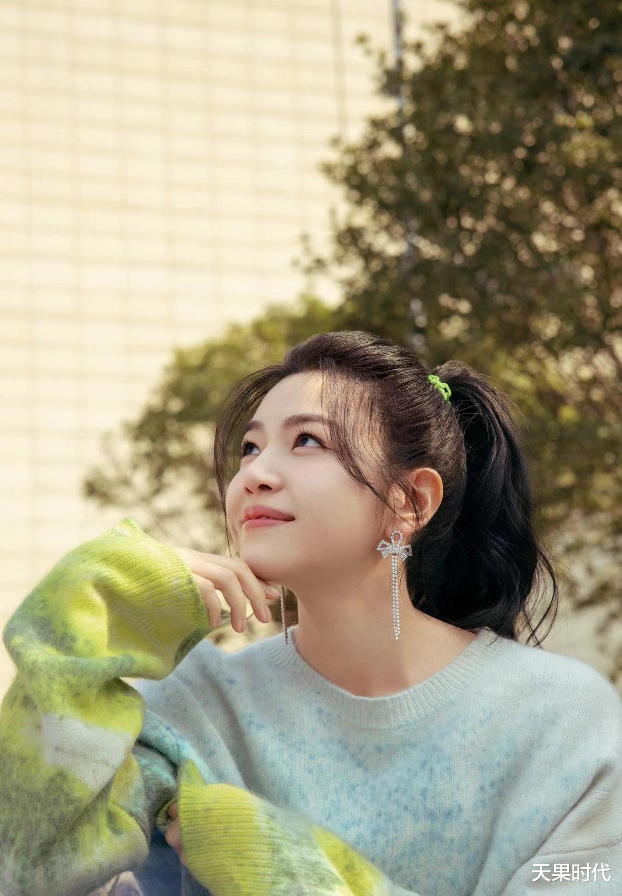 高马尾 陈妍希高马尾扮嫩成功,直接梦回沈佳宜,清纯模样“真初恋女神”