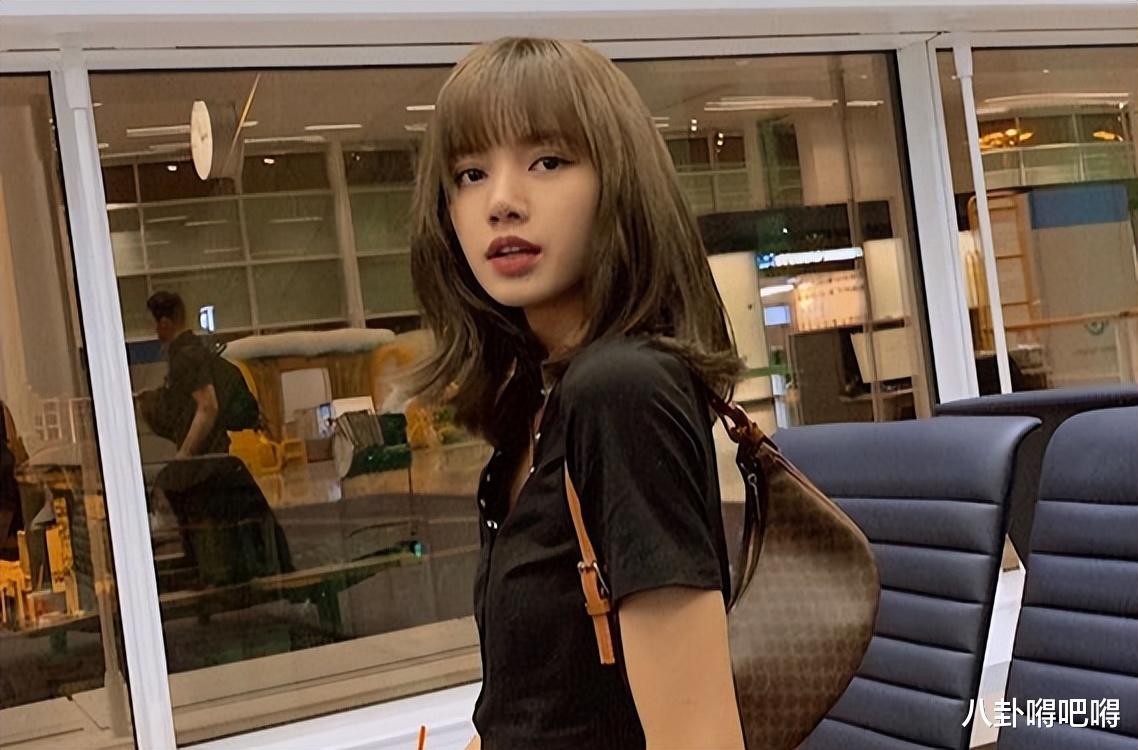 曝Lisa二度拒续约YG,BLACKPINK陷解散危机,成员揭露真实原因