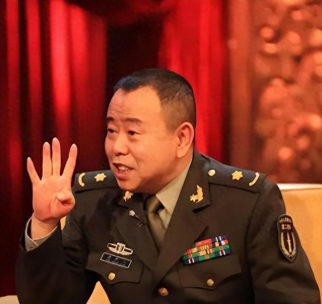 潘长江不再隐瞒!正师级干部每月工资两万,赚的钱这辈子都花不完