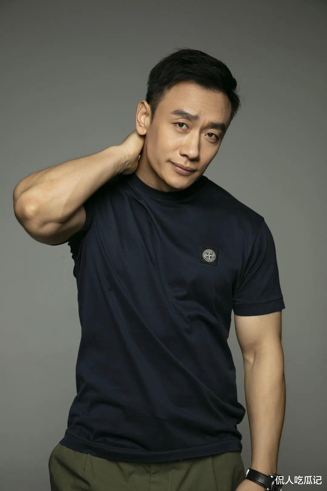 《无所畏惧》那家威：事业被外貌拖后腿，40岁不结婚只想孝敬爸妈