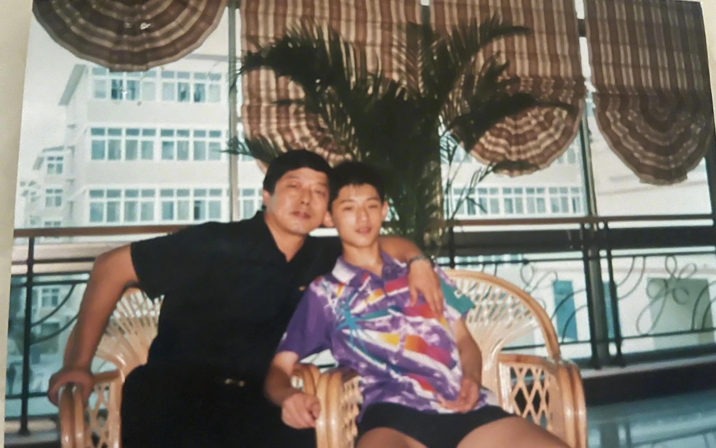 张继科|张继科的这24张旧照片，就是他一路堕落的最佳见证