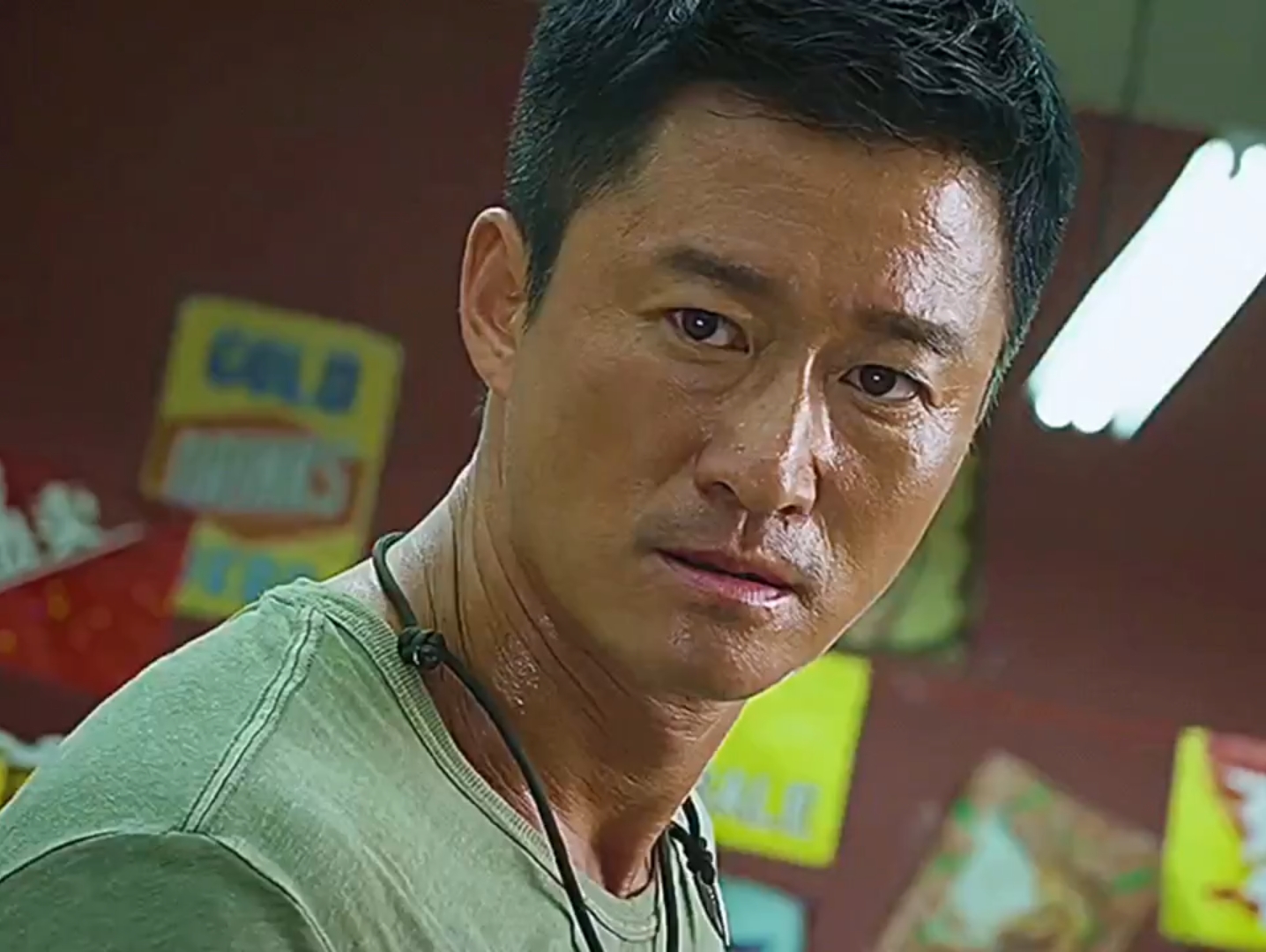 吴京,凭啥中国最赚钱的演员是他?