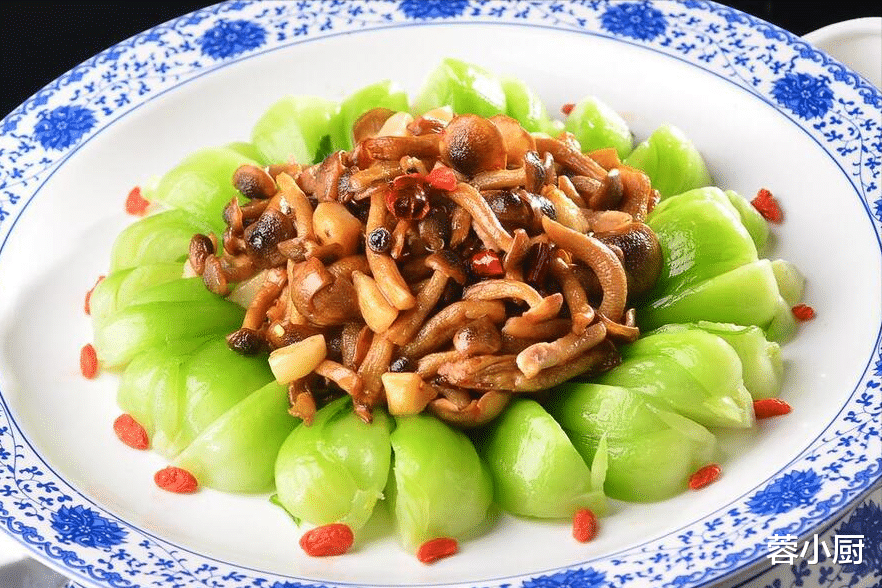 黄体酮|女人进入更年期,5种碱性食物要多吃,补“天然黄体酮”,老得慢