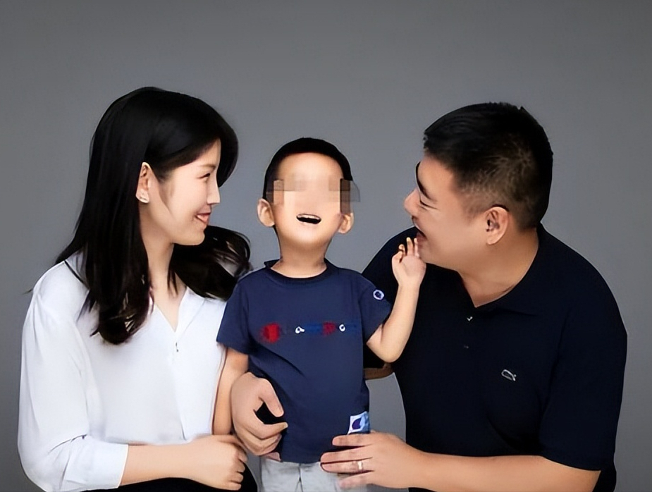 临沂女网红出轨姐夫,姐姐直播爆细节,妹妹原来出轨惯犯