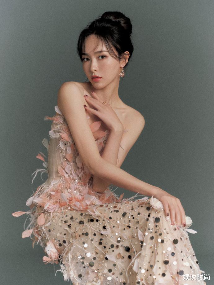 看了唐嫣的生图,让我相信了时尚的魅力!