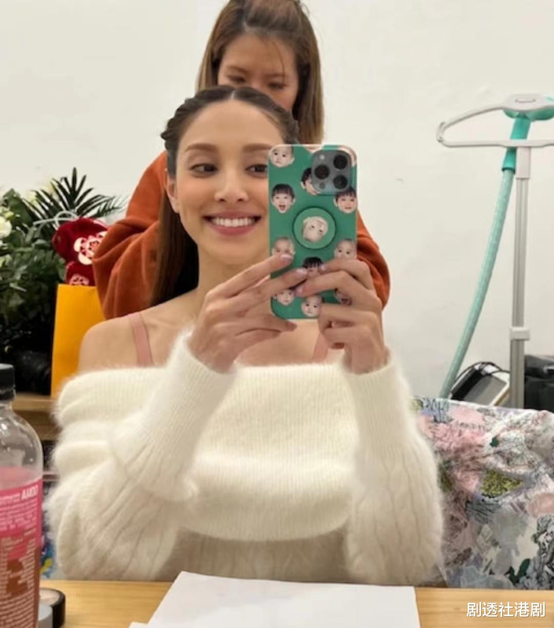 陈凯琳|最新正面照曝光!前港姐三子皮肤黝黑像舅舅,四年抱三成人生赢家