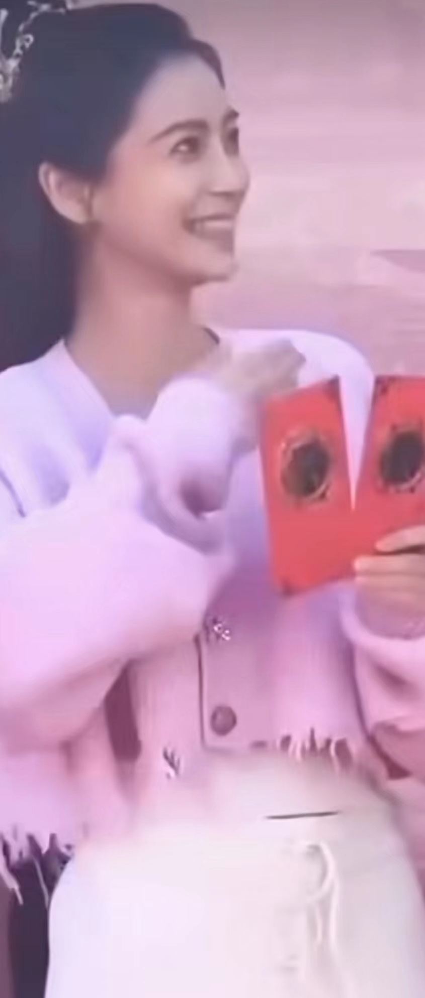 Angelababy|baby新剧开机生图变样:苍老疲惫脸垮了,撞脸蔡明美貌不复当年