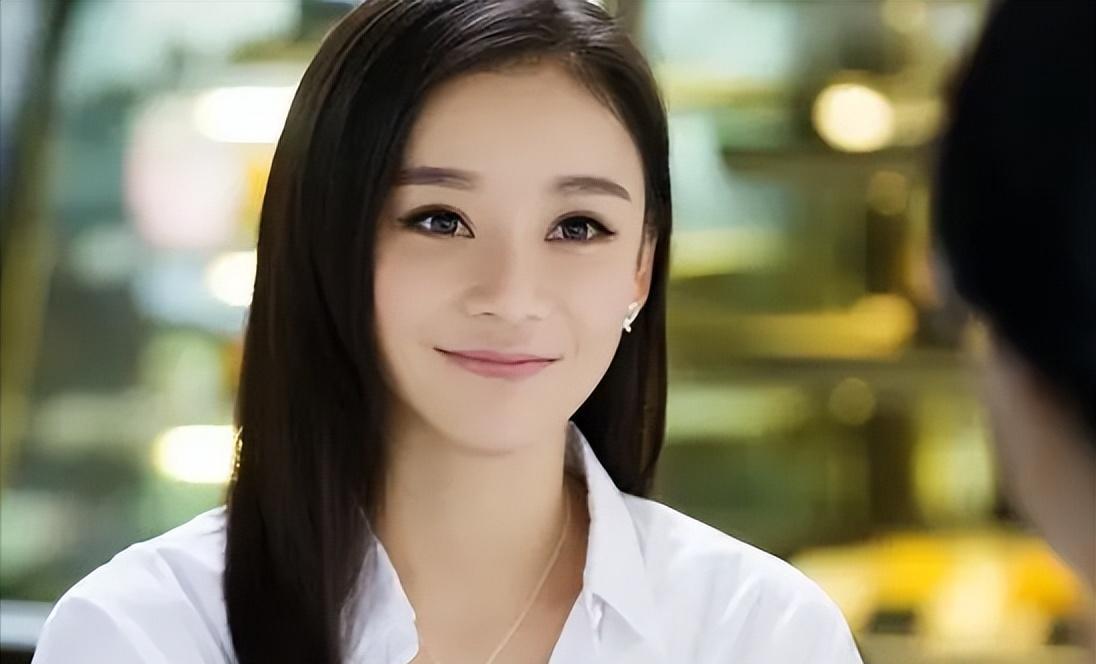 宋祖儿|4位祸从口出的女星,揭人短、大聊性事、撒谎成性,凉的一点不冤