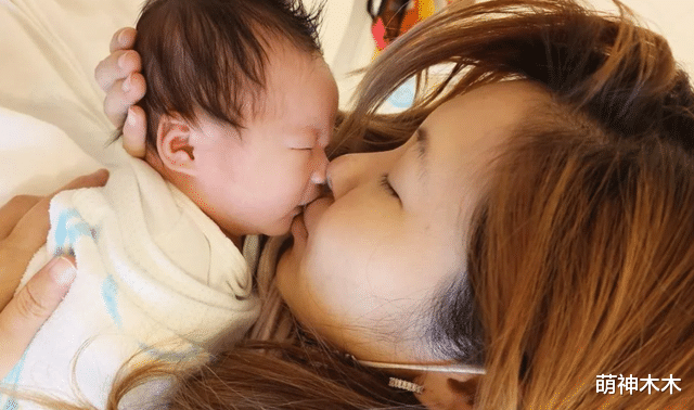 makiyo|小S好友Makiyo又翻车了!孩子2个月玩到凌晨回家,自称当妈很负责