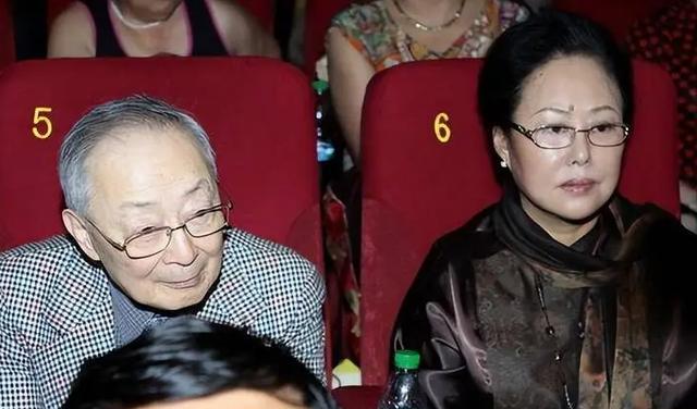 |4位著名老戏骨，被永久取消“国家一级演员”称号，真是令人惋惜