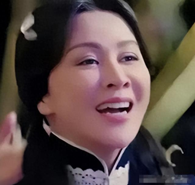 瘦到病态、动脸成瘾、切胃、剪肠齐上阵，内娱畸形审美真可怕！