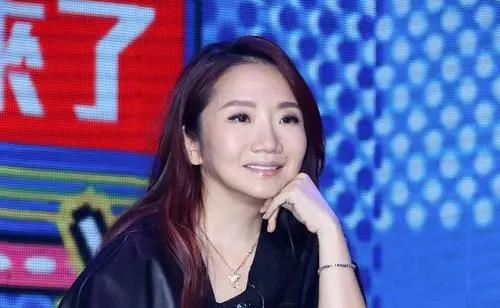 主持人|亲手自毁前程的6位主持人,一个比一个自我作死