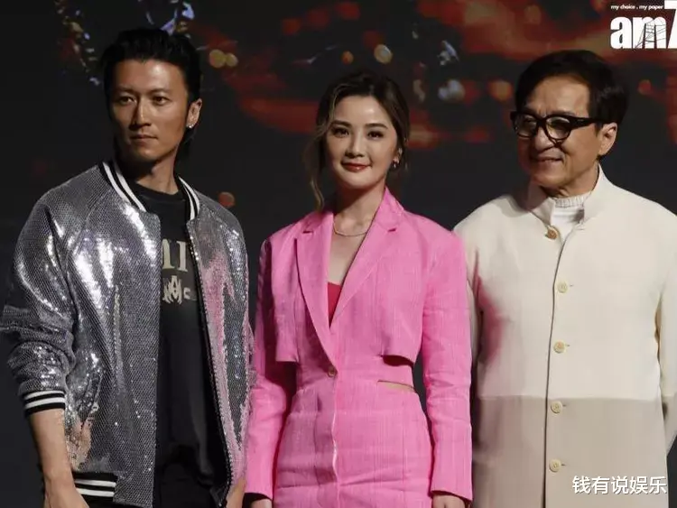 谢霆锋|谢霆锋一日官宣三部新片,同框张学友面带微笑,脚踩厚底鞋抢镜