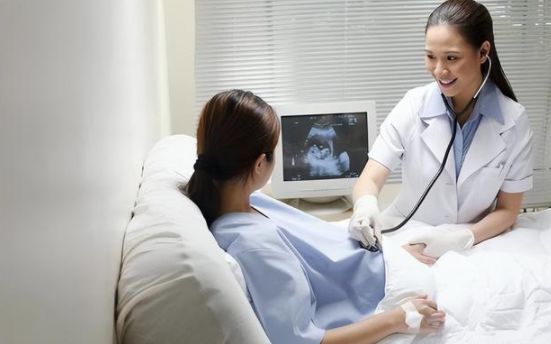 |为何越来越多的人选择晚育？早点生孩子真的有那么重要吗？