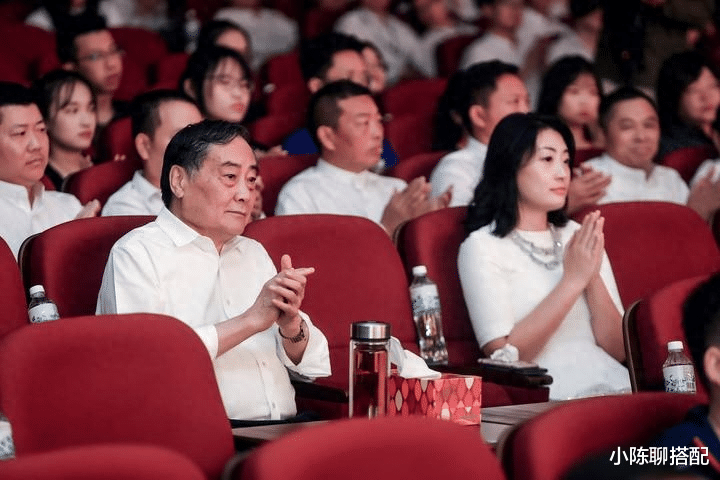 娃哈哈“公主”宗馥莉:有品位的女人,不穿金戴银,贵在气质韵味