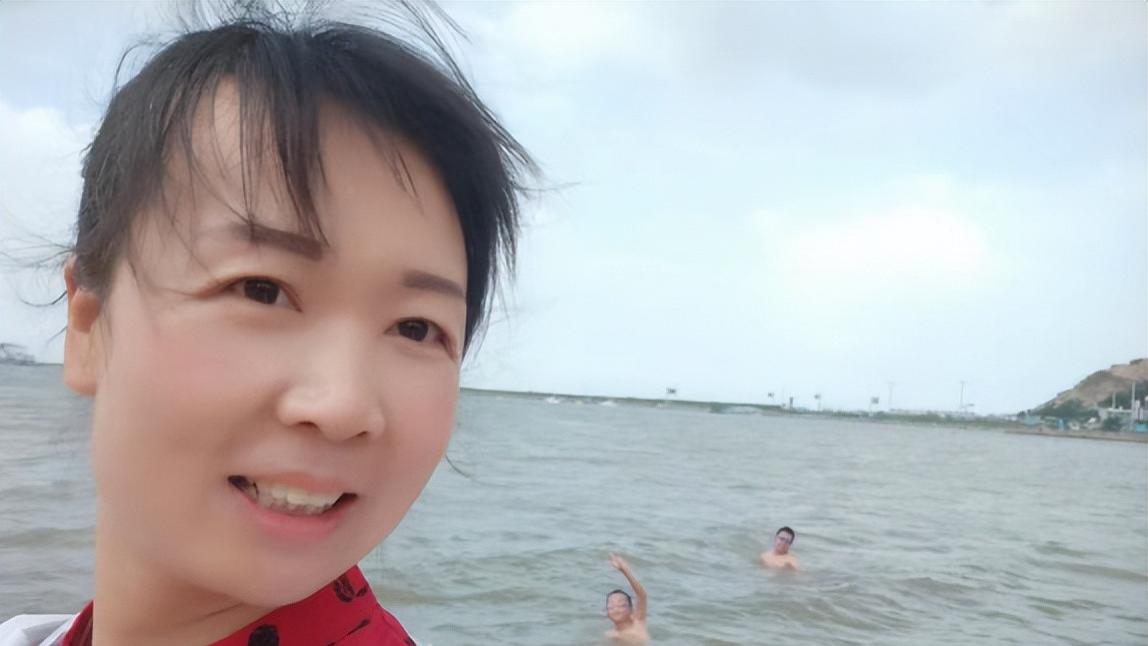 家政 我70后，做家政挣钱养俩儿子，挣得比公务员还高，准备干到退休