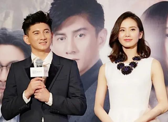 刘诗诗|刘诗诗婚变后现身秀场!高冷不理人疑生气,吴奇隆陷绯闻很尴尬