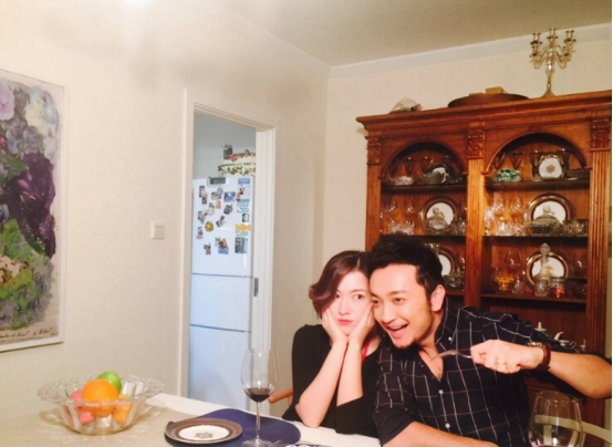 尼格买提被曝新恋情后,与朱迅亲密过往又被扒,自曝相处像夫妻!