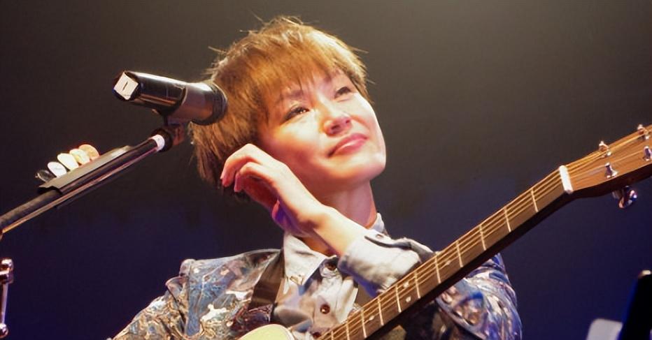 “港独”明星何韵诗，叫嚣联合国将中国除名！如今下场真是大快人心！