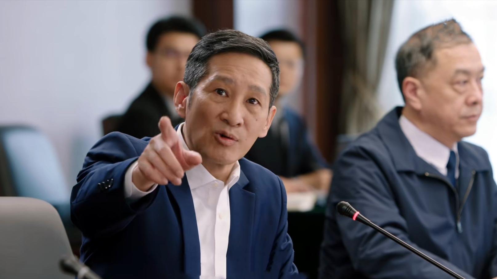 播2集全国第1，刘奕君王劲松太过出色，《狂飙》后我唯一想追的剧