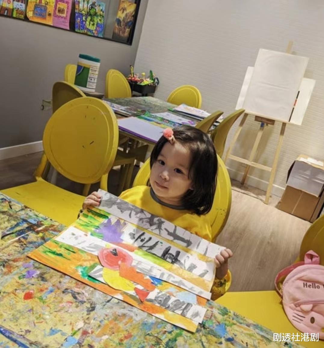 张天爱|高颜值！赌王三房儿子前妻晒爱女近况，长相甜美被指像姑姑何超莲