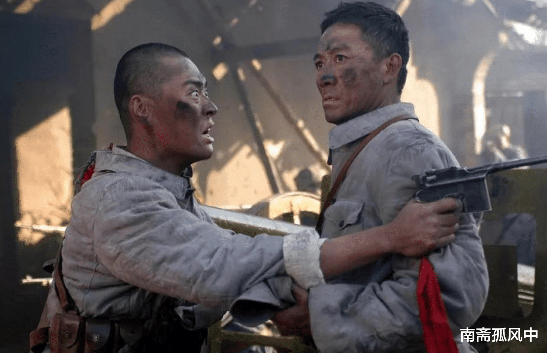 李云龙:一个女人都能把手榴弹扔30米,实际如何?老兵说了大实话