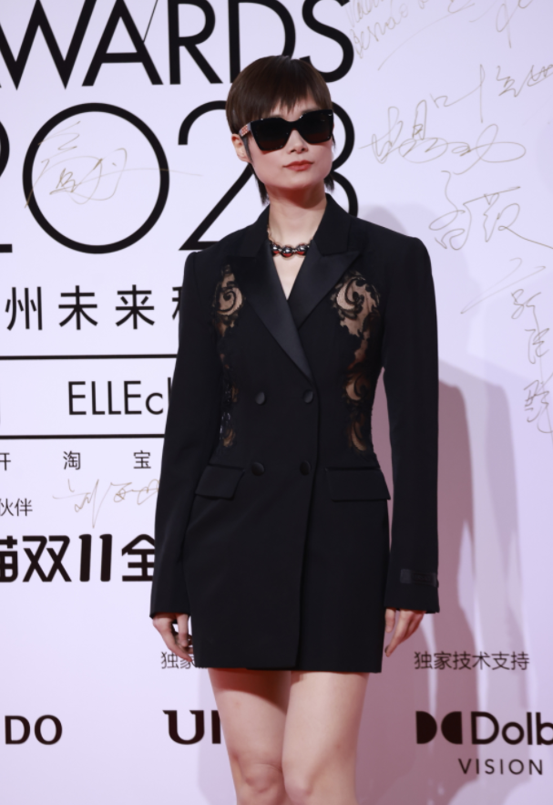 杭州红毯看点:李宇春的鞋,娜扎的身材,宋茜的心机,热巴的野心