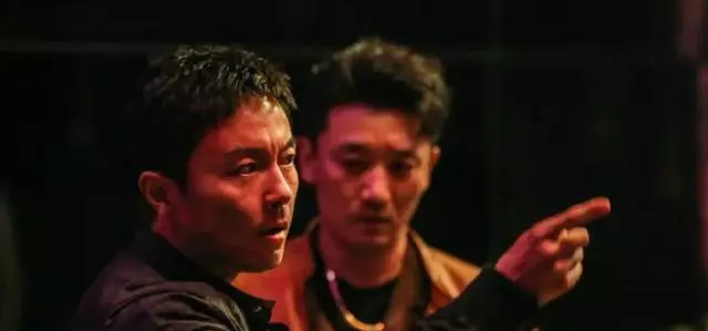 看完谢苗网大《东北警察故事2》，周润发建议他离开李连杰是对的