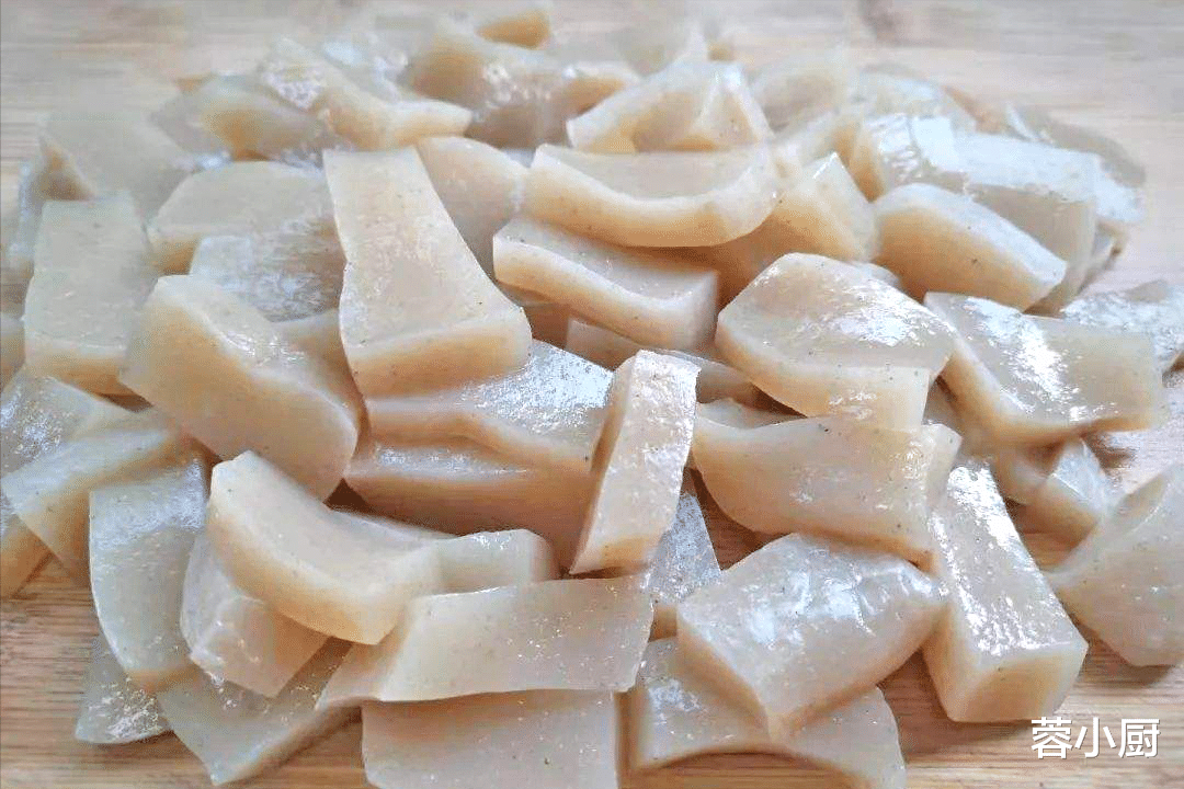 魔芋|一活血、二化痰、三通便、四强免疫,夏天这菜使劲吃,营养又便宜