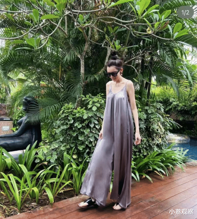 |林志颖全家飞巴厘岛度假，Kimi帮妈妈拍照，39岁陈若仪又瘦又美