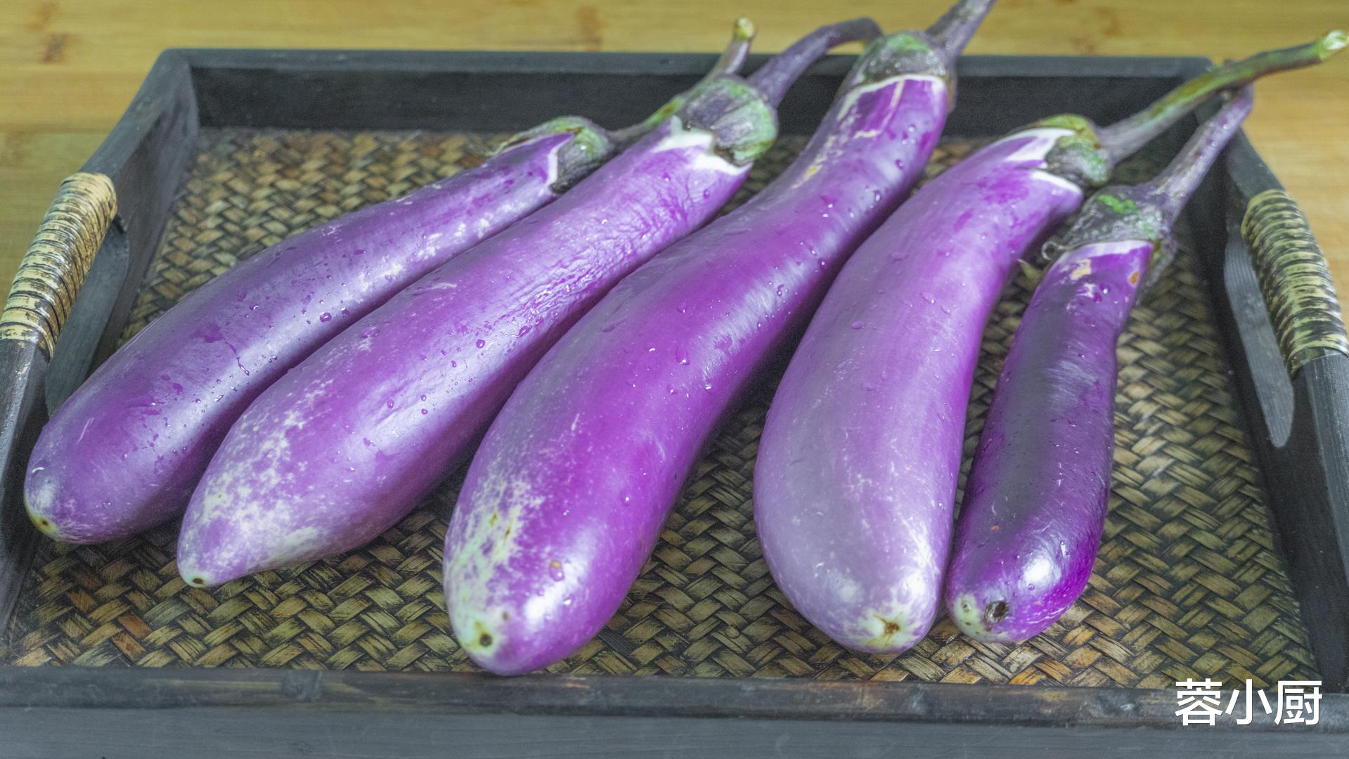 美食教程|一杀菌通便、二清热解暑、三延缓衰老，伏天这菜别错过，别不懂吃