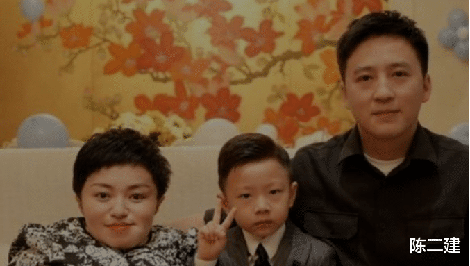 80厘米李喜梅亮出“王炸”,老公直言图钱!钱多、愿意没办法