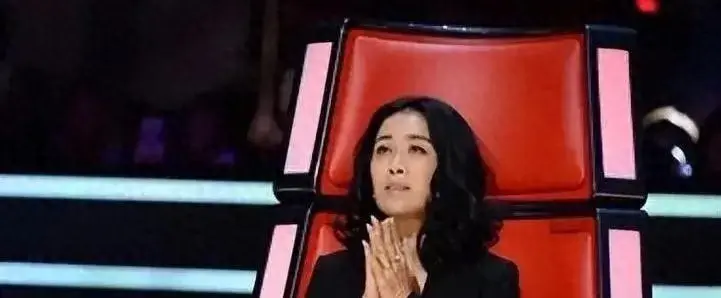 揭秘！娱乐圈背后的权力游戏，王思聪与那英的终极对决！