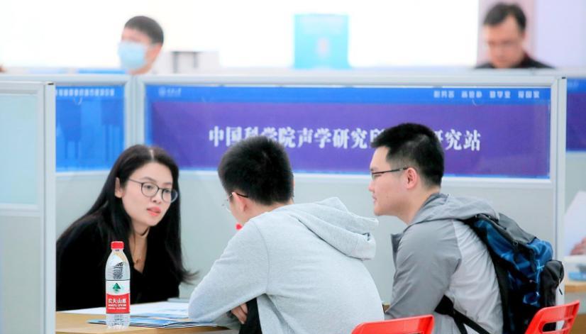 计算机专业|985、211大学校招会上,计算机专业只给2千元却有9项要求,真滑稽