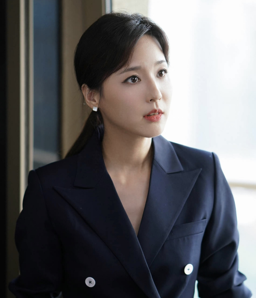 演员吴佳尼:嫁大21岁马景涛,10年生两子却离婚,如今怎么样了? - 娱乐