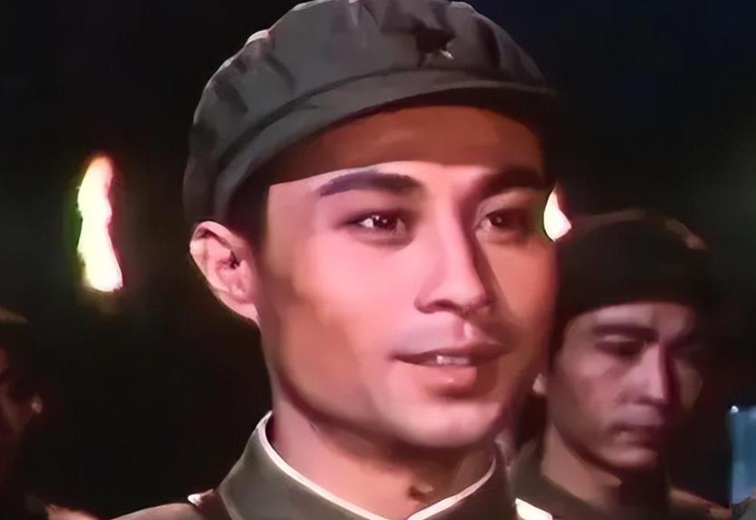 “一代男神”王心刚:高龄91岁,与病妻白头偕老,儿女已飞黄腾达