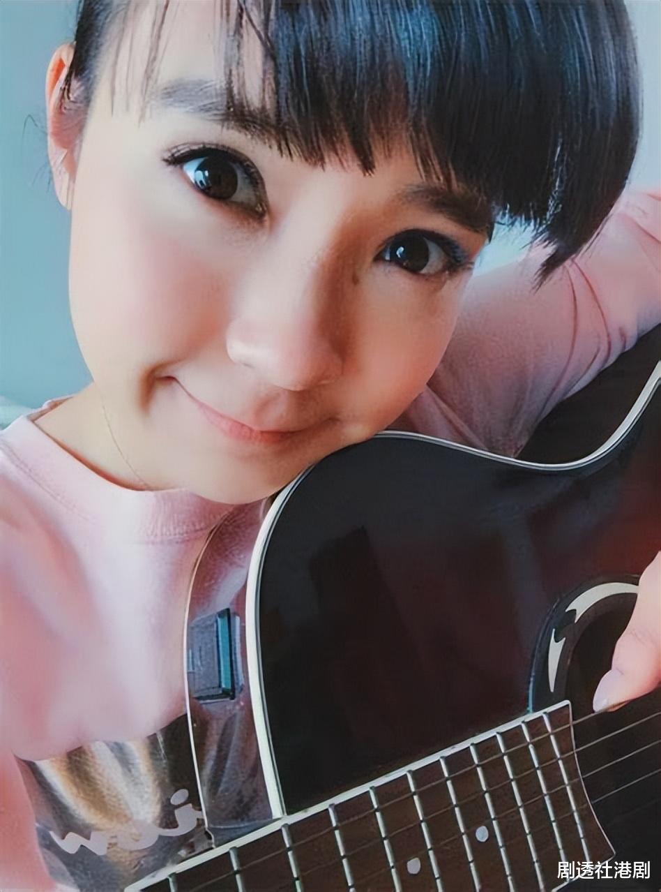 可惜！香港女歌手突曝与日本经商男友分手，因分隔两地而难以维系