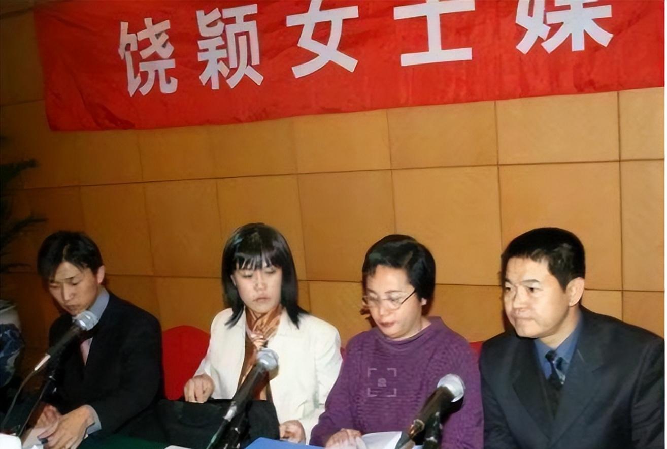 赵忠祥病逝3年，再看遗孀张美珠的现状，才知道赵忠祥有多么明智