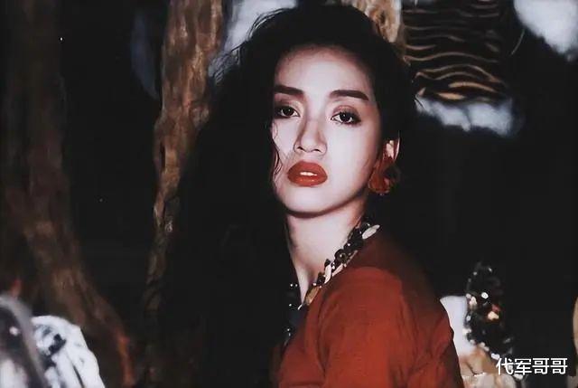 原来她已去世20年了，生前饱受癌症折磨，留下千万遗产风波不断