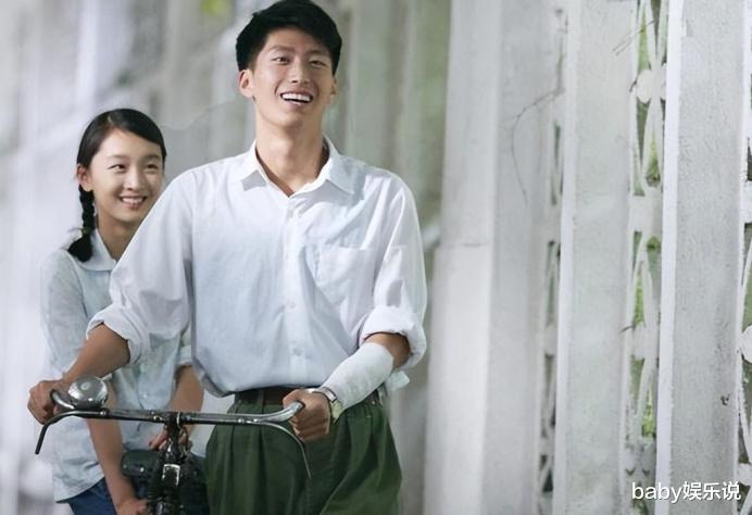 射雕英雄传侠之大者|31岁的周冬雨,这一夜,彻底揭开了娱乐圈的“遮羞布”