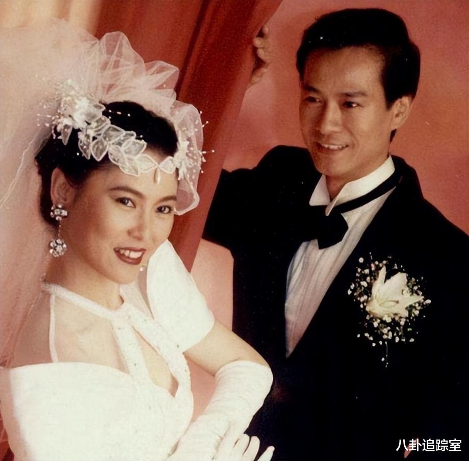 曝郑少秋女儿美国寓所自杀身亡，生前疑穷困潦倒无人顾，父母均失联