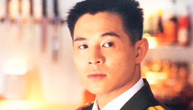 李连杰病情愈发严重,身家过亿却放弃治疗,利智痛哭:钱多有什么用?