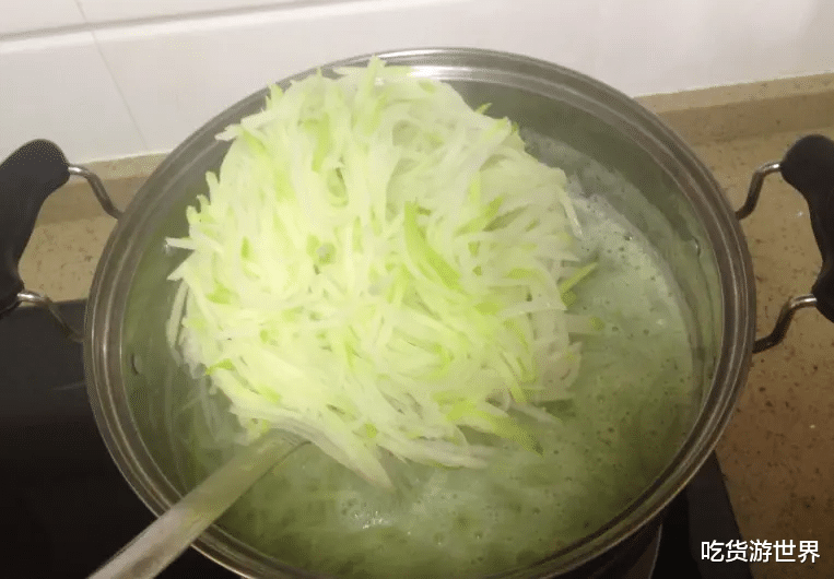 饺子|11月8日立冬，这菜是“小人参”，包饺子鲜美多汁，立冬吃特养人